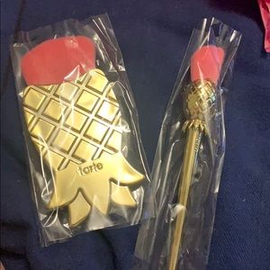 Two Tarte Brushes Brand New